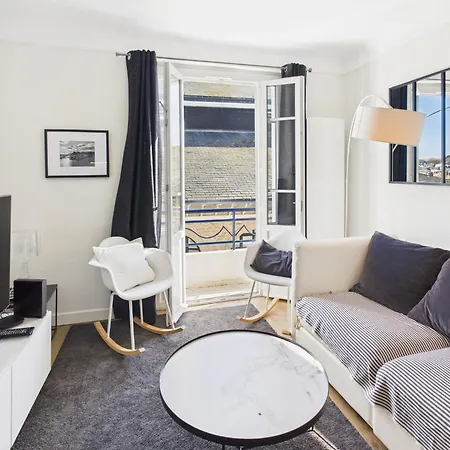 -hannah- Joli Cocon Avec Vue Sur La Ville-close Apartman *