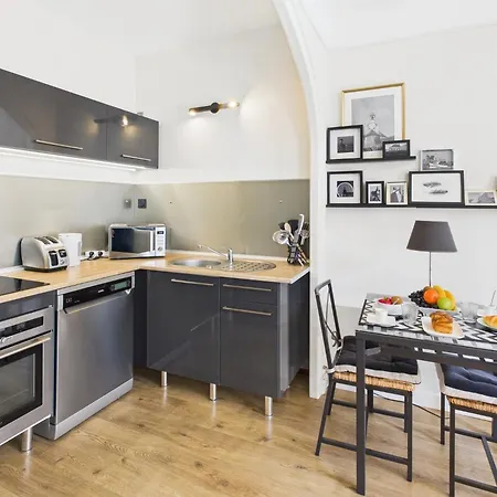 Apartman -hannah- Joli Cocon Avec Vue Sur La Ville-close Concarneau